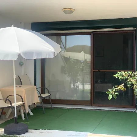 Sun Fun Apartment Palaiontsiflikion Exterior photo